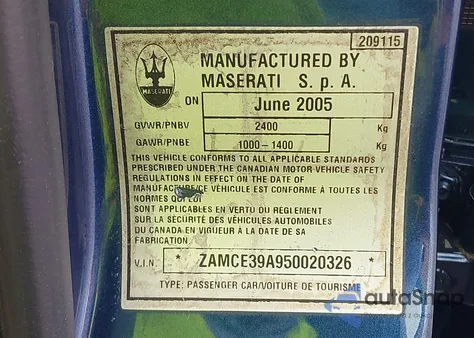 2005 Maserati Quattroporte z USA, uszkodzony, nr VIN ZAMCE39A950020326